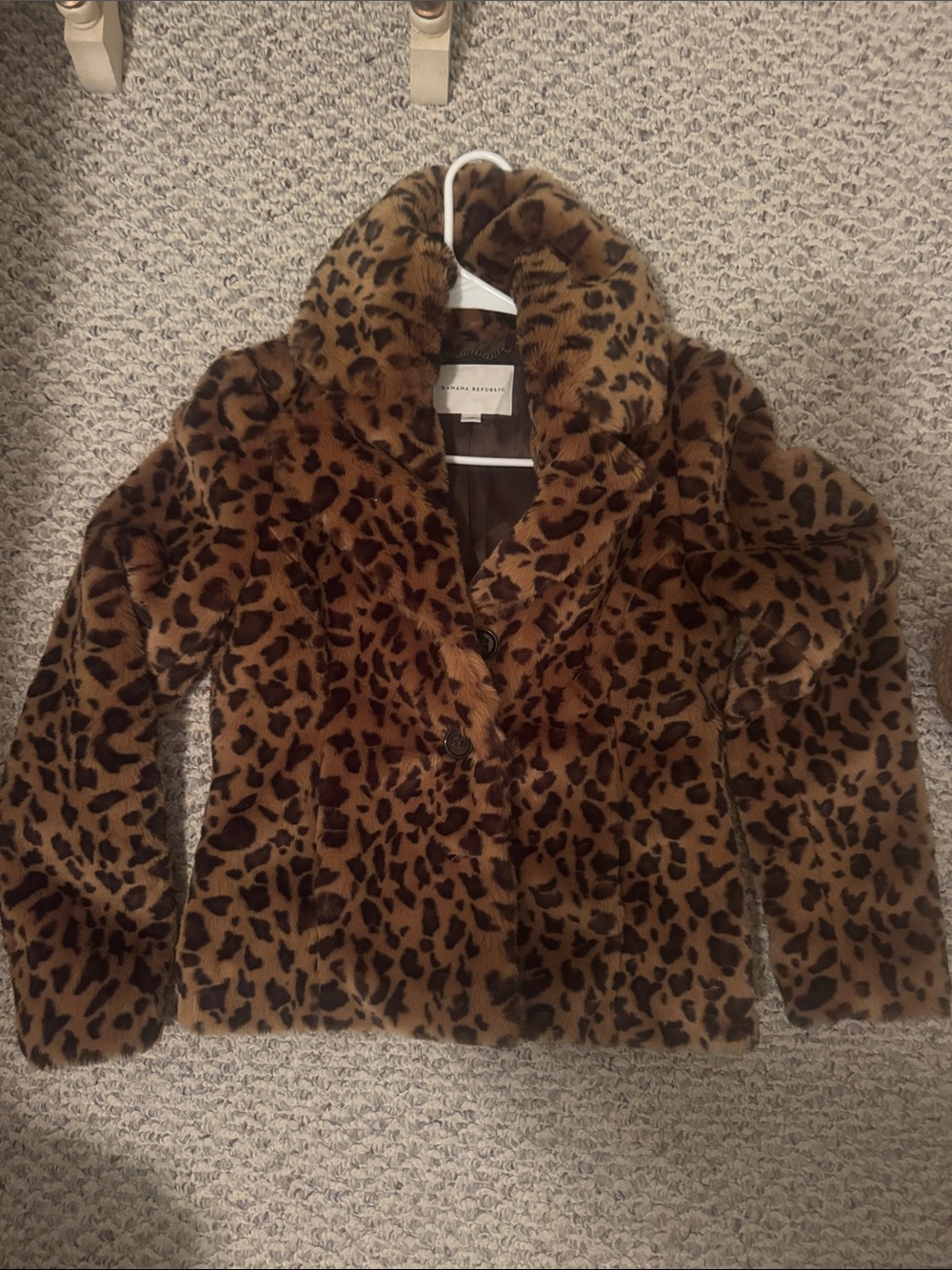Banana republic Leopard Print Faux Fur jacket.  X Small